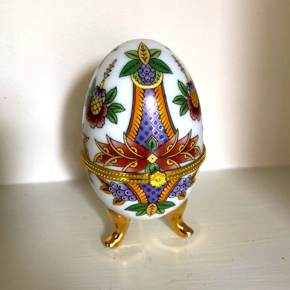Porcelain Hinged Egg Trinket Box with gold trim